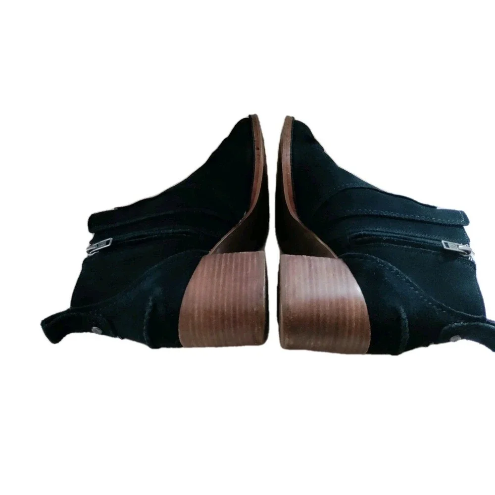 UGG Leahy Buckle Heeled Black Suede Ankle Boots Women's Size 9